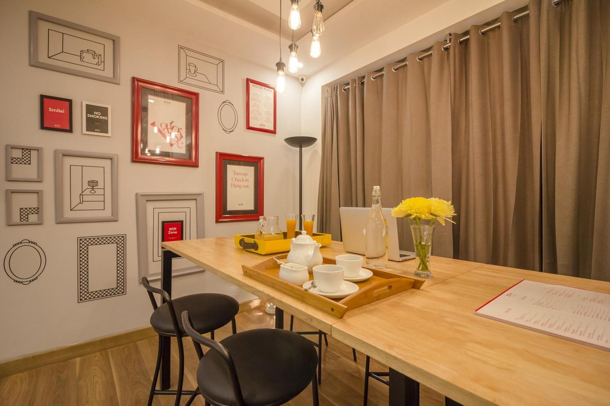 Townhouse Golden Frame Hotel Газиабад Екстериор снимка